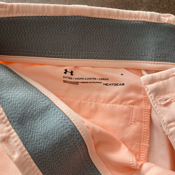 Under armour golf shorts - Picture 3 of 3